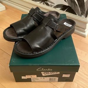 NEW Clarks “Gail” Sandal